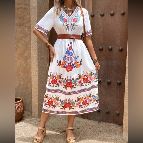 Boho Floral Print V neck High Waisted Dress - Picture 3 of 5